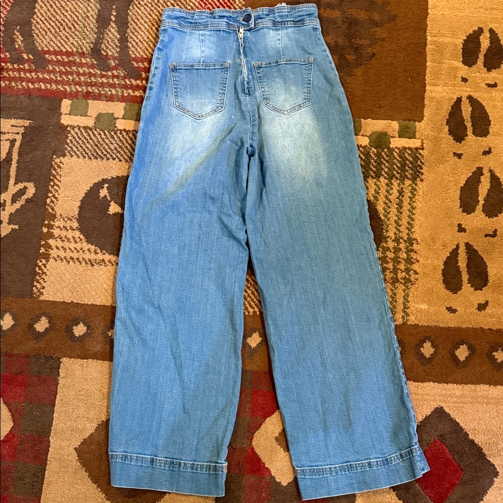 Dollhouse Light Blue Wide-Leg Women’s Jeans